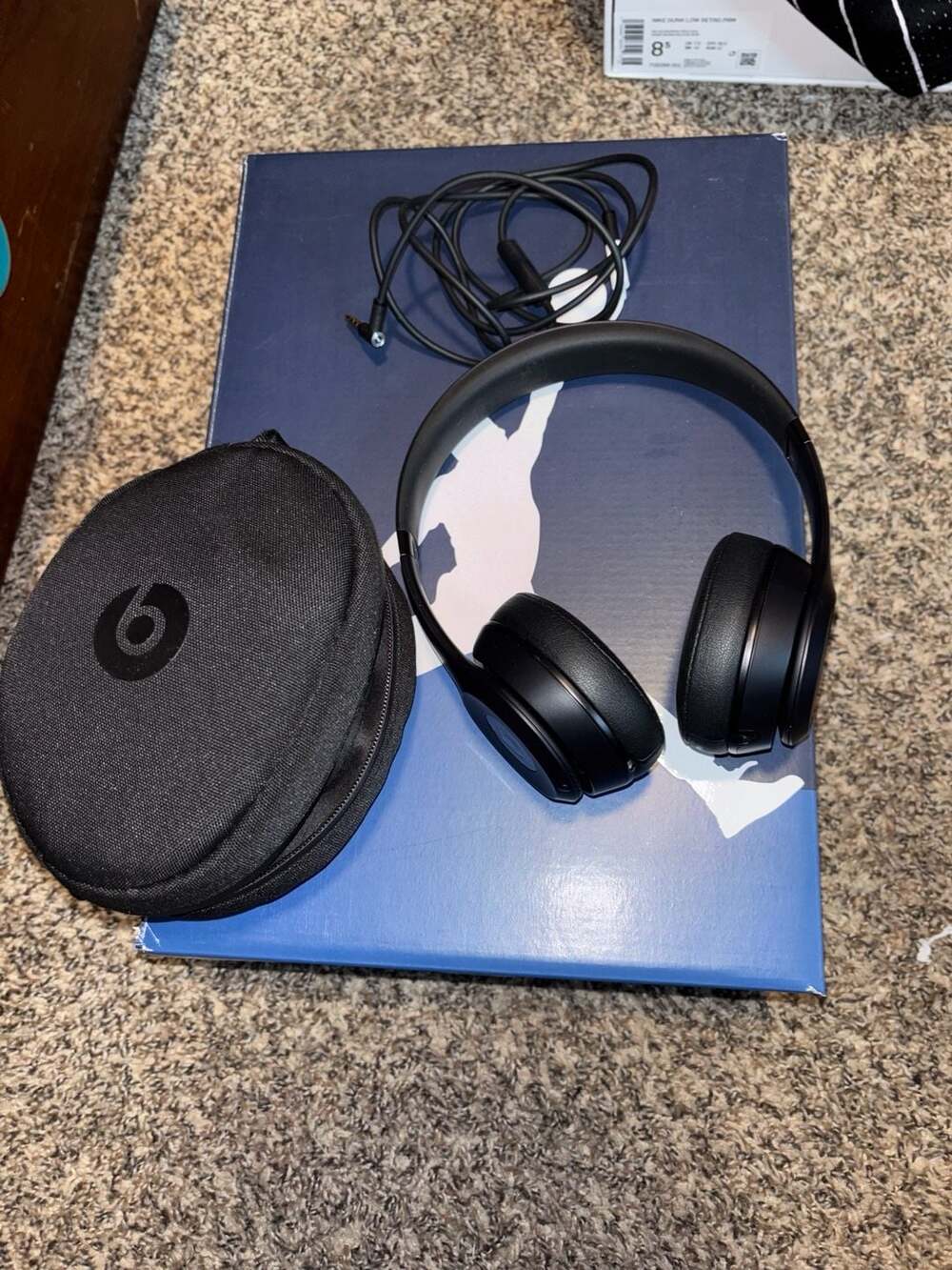 Beats Solo3 Bluetooth Wireless On Ear Headphones.